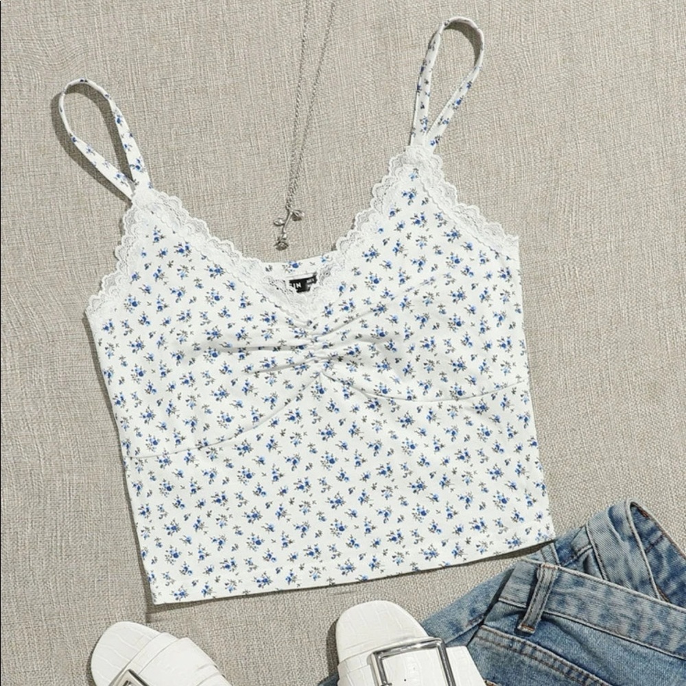 DITSY FLORAL LACE TRIM CAMI TOP